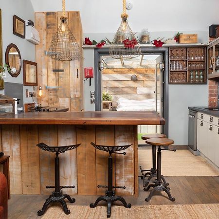 ナントウィッチ The Cowshed At Cheshire Boutique Barnsヴィラ エクステリア 写真